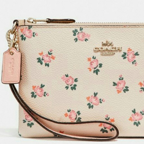 🌷COACH FLORAL BLOOM WRISTLET🌷🌷 - Picture 2 of 7